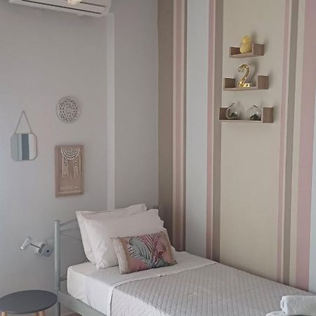Maria'S Studio No2 In Heraklion Экстерьер фото